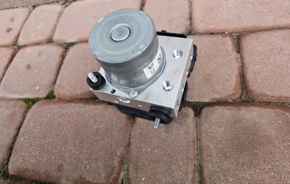 Opel Combo E ABS Pump 9845052180