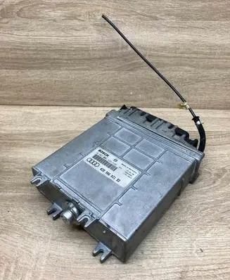 Audi A4 S4 B5 8D Engine control unit/module ECU 028906021BD 0281001438 WithPlug