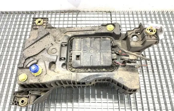 Citroen C4 II Picasso Fuel tank 9818559280