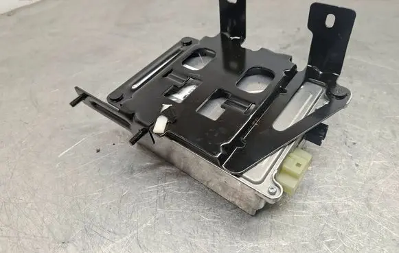 BMW X5 F15 Battery control module 6142681783401 61426817834 6817834