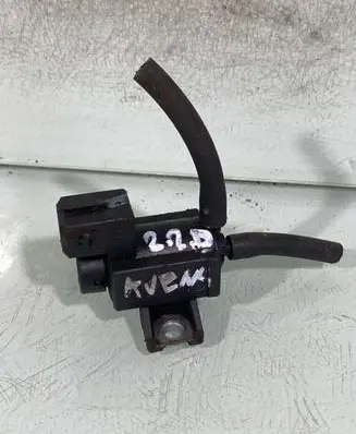 Toyota Avensis T250 Vacuum valve 258600r010 72828606