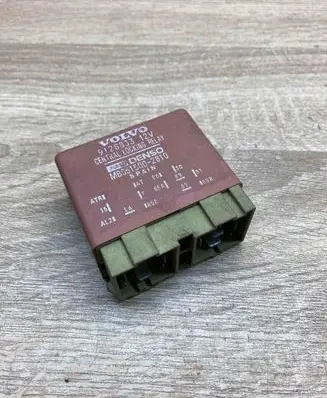 Volvo 850 Other relay 9128833 MB0515002810 205206