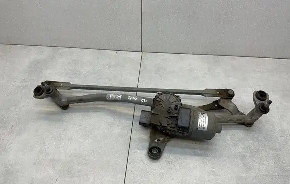 Volkswagen Jetta VI Front wiper linkage and motor 5C7955023B