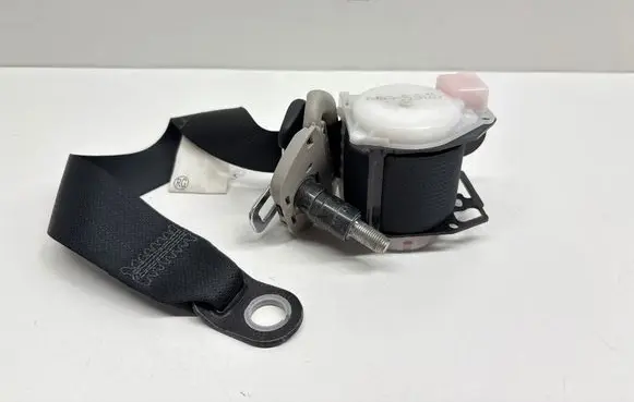 Toyota Prius+ (ZVW40) Rear seatbelt C71532 0540067