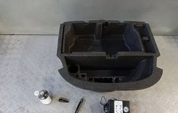 Skoda Octavia Mk4 Tool box 5E3863957