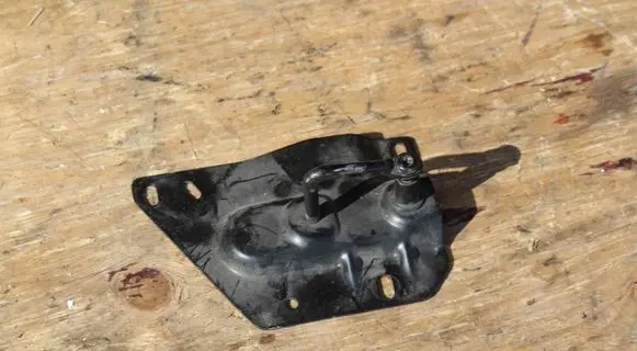 Audi A4 S4 B9 Engine bonnet/hood lock/latch loop/hook 8W0823186D