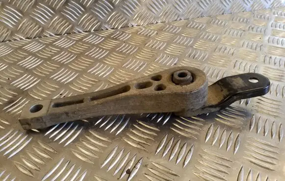 Volkswagen Golf Plus Gearbox mounting bracket 1K0199855L