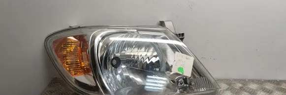 Toyota Hilux (AN10, AN20, AN30) Headlight/headlamp