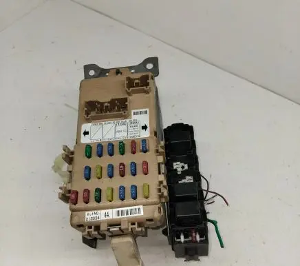 Subaru Impreza II Fuse module 212034