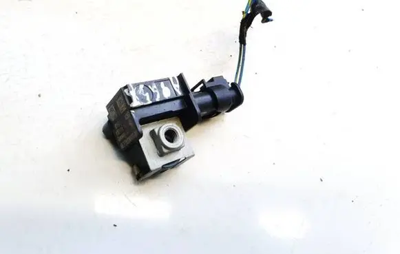 BMW 5 GT F07 Airbag deployment crash/impact sensor 6577922417704 65.779224177-04