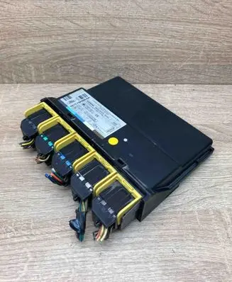 Ford Mondeo Mk III Comfort/convenience module 1S7T15K600GA 5WK48731A WITHPLUG