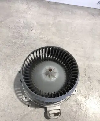 Lexus IS 220D-250-350 Heater fan/blower 2726000322