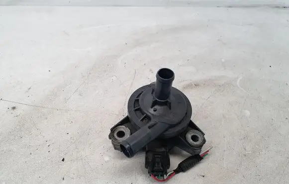 Lexus IS III XE30 Electric auxiliary coolant/water pump G904033030 22516C10206