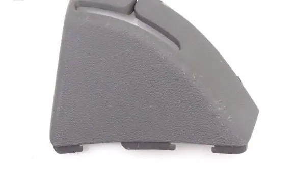 Ford Focus Seat belt trim 4M51-A613C47-AFW