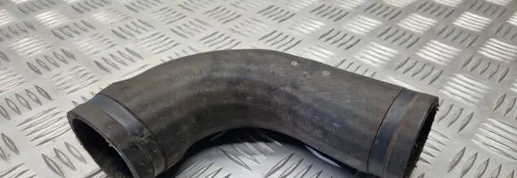 Intercooler hose/pipe