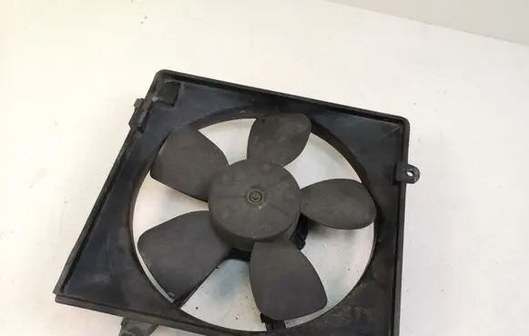 KIA Carnival Electric radiator cooling fan 0K55215025