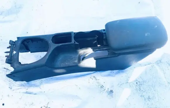 Nissan Qashqai Armrest p13149a77000 k77770