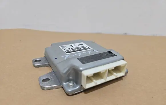 Mazda CX-5 II Rear brake EMF control unit/module KA0G437E1B