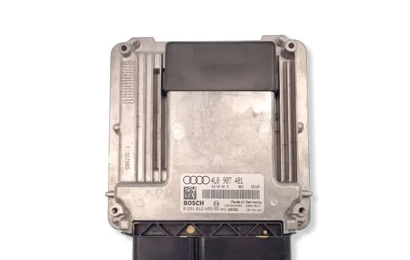 Audi Q7 4L Engine control unit/module 4L0907401 4L0910401M 0281013689