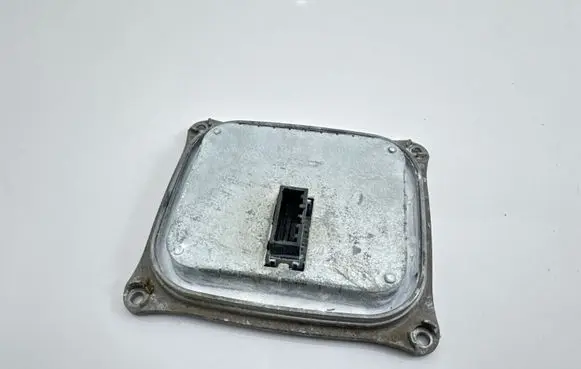 Alfa Romeo Giulia Headlight ballast module Xenon 147000026601