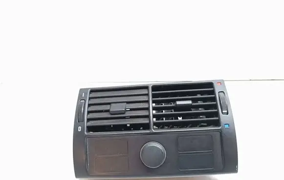 BMW X5 E53 Rear air vent grill 8409081