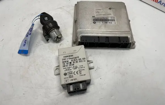 BMW 5 E39 Engine ECU kit and lock set 0281010314 7788016 7789376