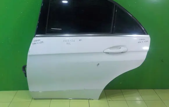 Mercedes-Benz E W212 Rear door LEWE