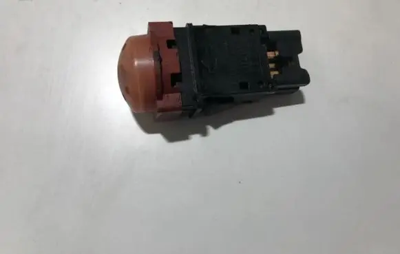 Nissan Almera Tino Hazard light switch 06016