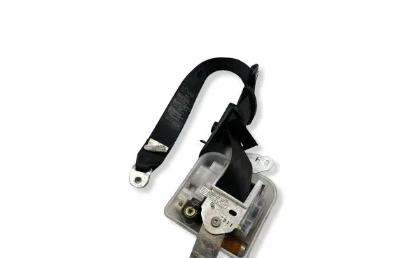 Lexus GS 300 350 430 450H Rear seatbelt L737002