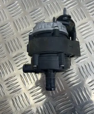 Renault Clio V Water pump 0392024099 210119431R 20200414