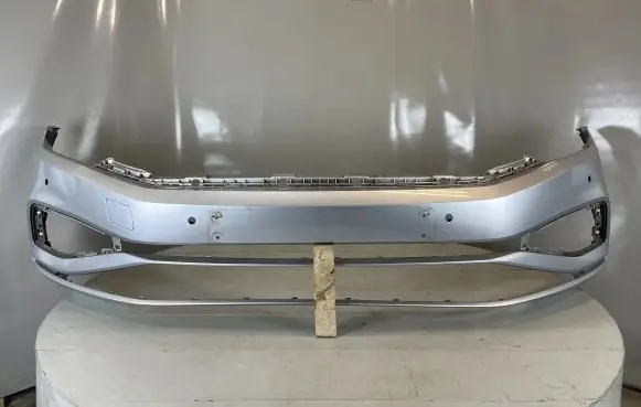 Volkswagen PASSAT B8 Front bumper 3G0807221F