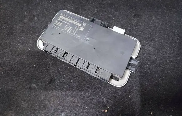 BMW 5 F10 F11 Light module LCM 9273629