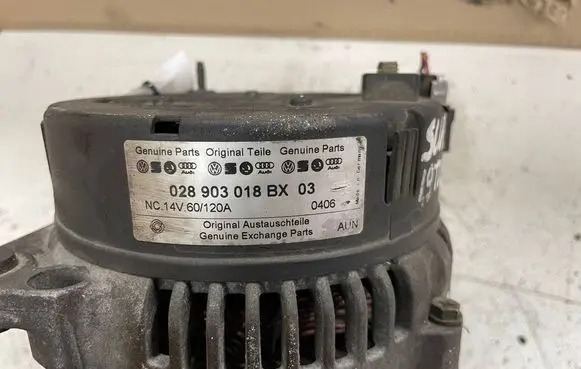 Skoda Superb B5 (3U) Generator/alternator 028903018BX