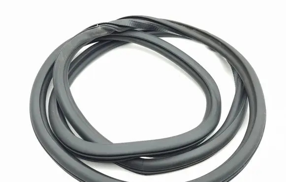 Audi A3 8Y Front door rubber seal 8Y0831721B 8V0831721B