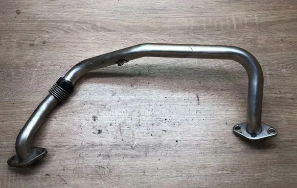 Volkswagen Touran I Vacuum line/pipe/hose 03G131521A