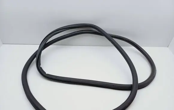 Volkswagen Touran I Front door rubber seal 1T0867911D