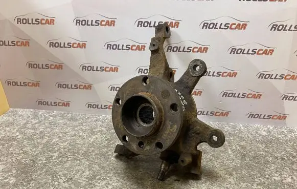 BMW X5 E53 Front wheel hub spindle knuckle