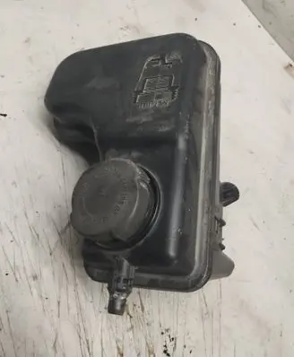 BMW X3 E83 Coolant expansion tank/reservoir 7785013 7785560 10617210