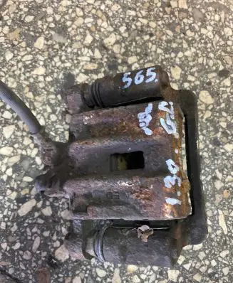 Hyundai i30 Rear brake caliper