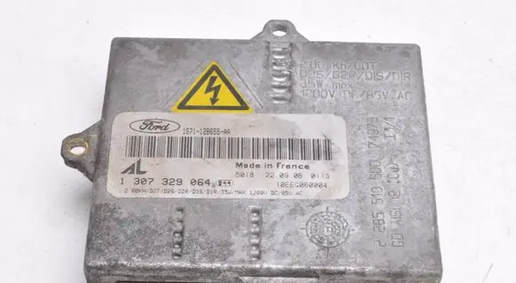 Ford Mondeo Mk III Xenon control unit/module 1307329064