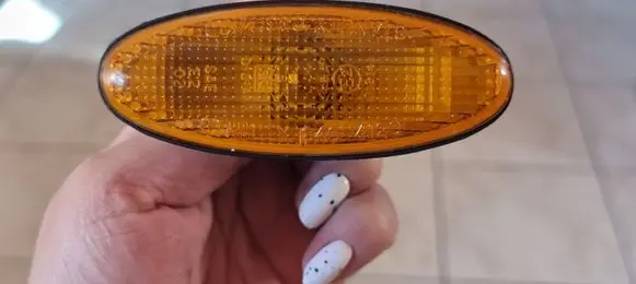 Mazda Premacy Front fender indicator light 0464120