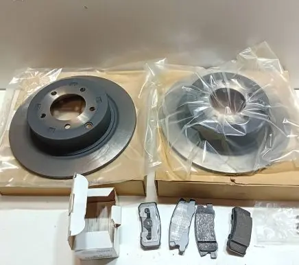 Mitsubishi Outlander Brake discs and calipers set 4615A193 TS200061