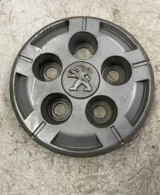 Peugeot Boxer R15 wheel hub/cap/trim 