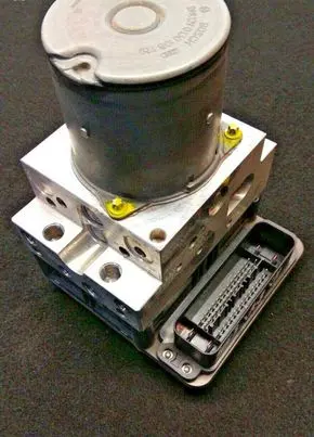 Audi A8 S8 D4 4H ABS Pump 4H0614517D 4H0907379D