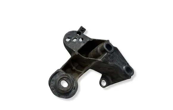 Audi A6 Allroad C5 Engine mounting bracket 4Z7199352