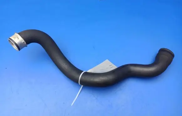 Mercedes-Benz E W211 Engine coolant pipe/hose A2115010782