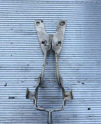 Renault Captur Engine bonnet/hood hinges 654001377R