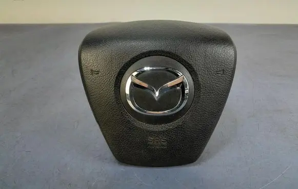 Mazda 6 Steering wheel airbag GS1E57K00