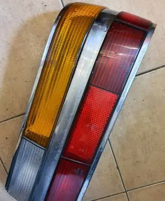 BMW 5 E28 Rear/tail lights 0053321R38 71815