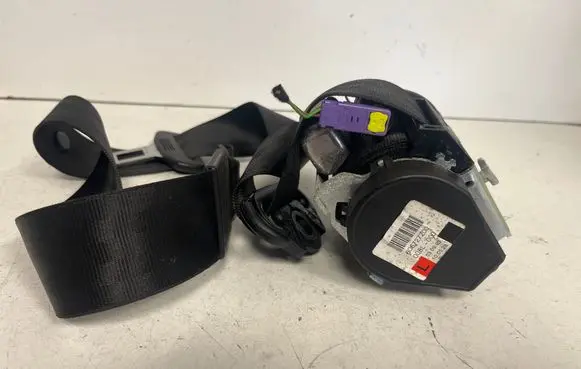 Audi Q7 4L Front seatbelt 4L1857705 606778500A